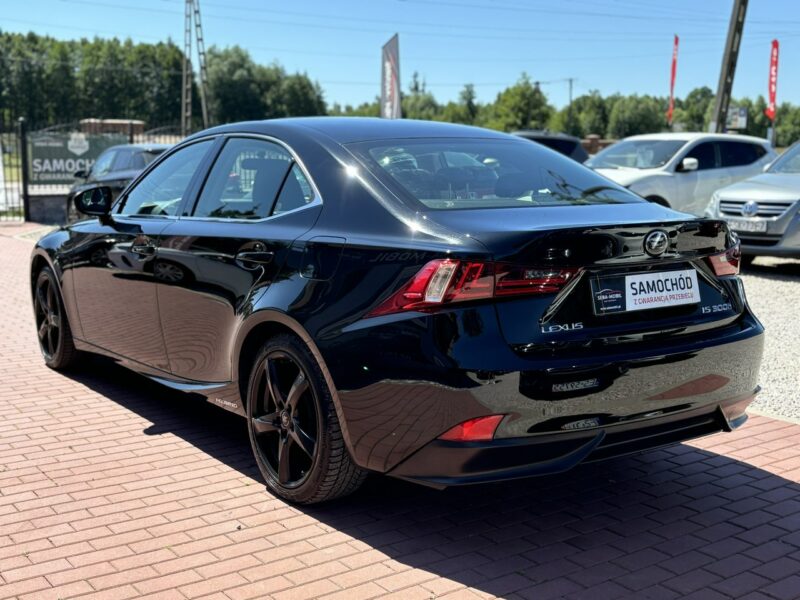 Lexus IS is300h, Stan bardzo dobry III (2013-)
