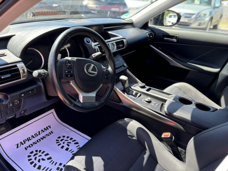 Lexus IS is300h, Stan bardzo dobry III (2013-)