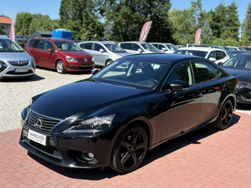 Lexus IS is300h, Stan bardzo dobry III (2013-)
