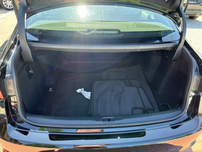 Lexus IS is300h, Stan bardzo dobry III (2013-)