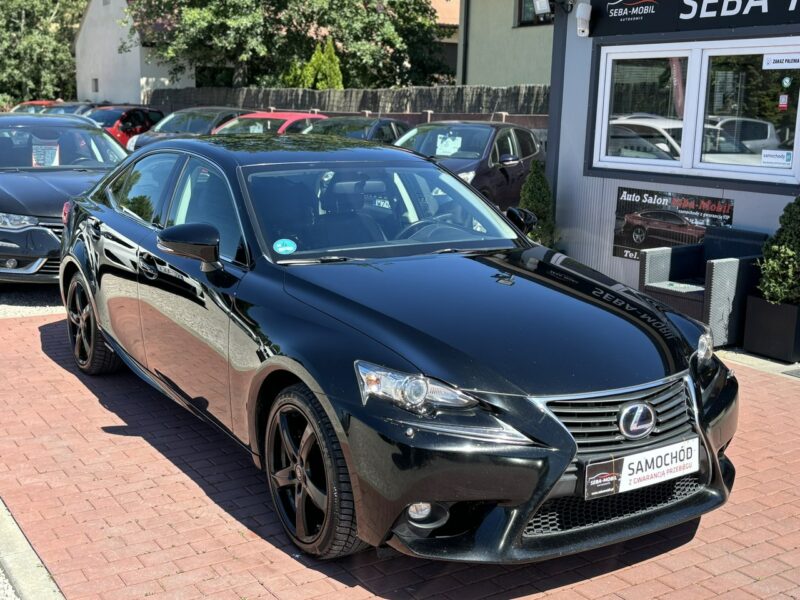 Lexus IS is300h, Stan bardzo dobry III (2013-)
