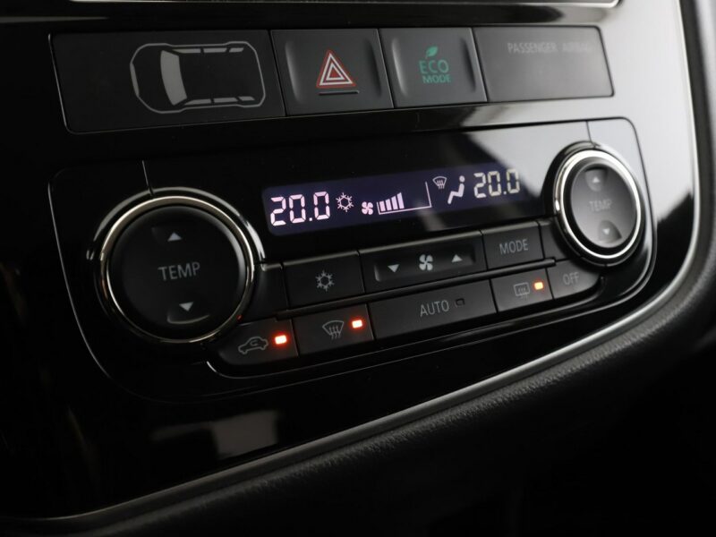 Mitsubishi Outlander GRATIS! Pakiet Serwisowy o wartości 700 zł! III (2012-)