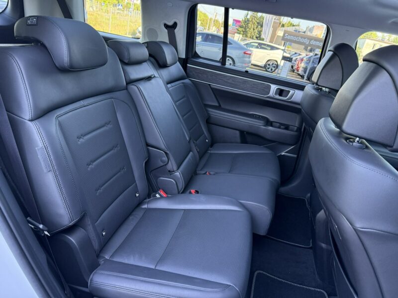Hyundai Santa Fe 1.6 T-GDI HEV 4WD 215KM 7os. Platinum+Sun+Tech Salon PL Gwar2029 FV23% generacja IV