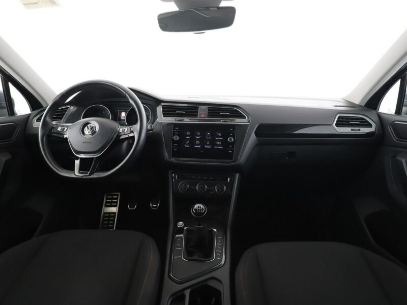 Volkswagen Tiguan GRATIS! Pakiet Serwisowy o wartości 1000 zł! II (2016-2024)