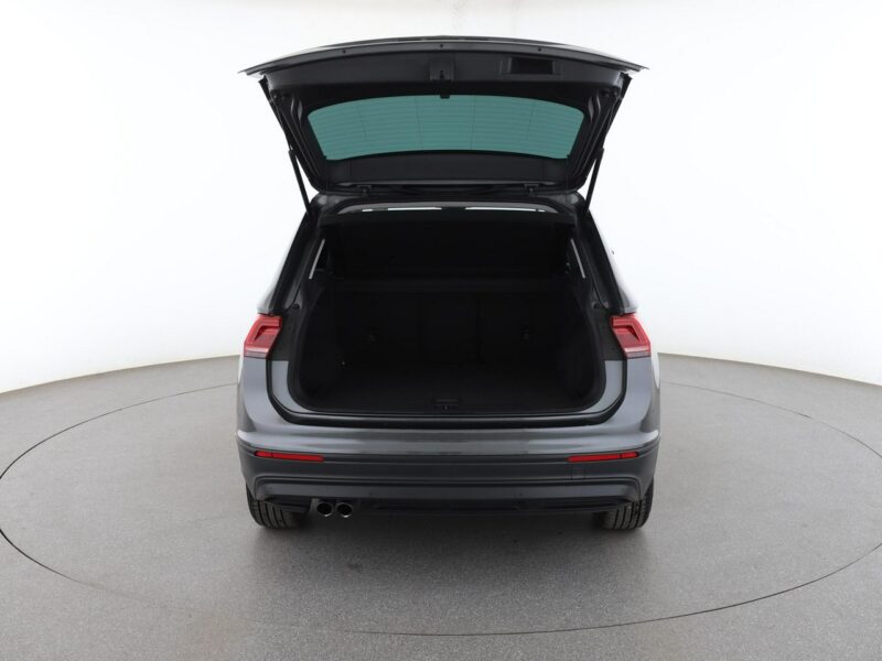Volkswagen Tiguan GRATIS! Pakiet Serwisowy o wartości 1000 zł! II (2016-2024)