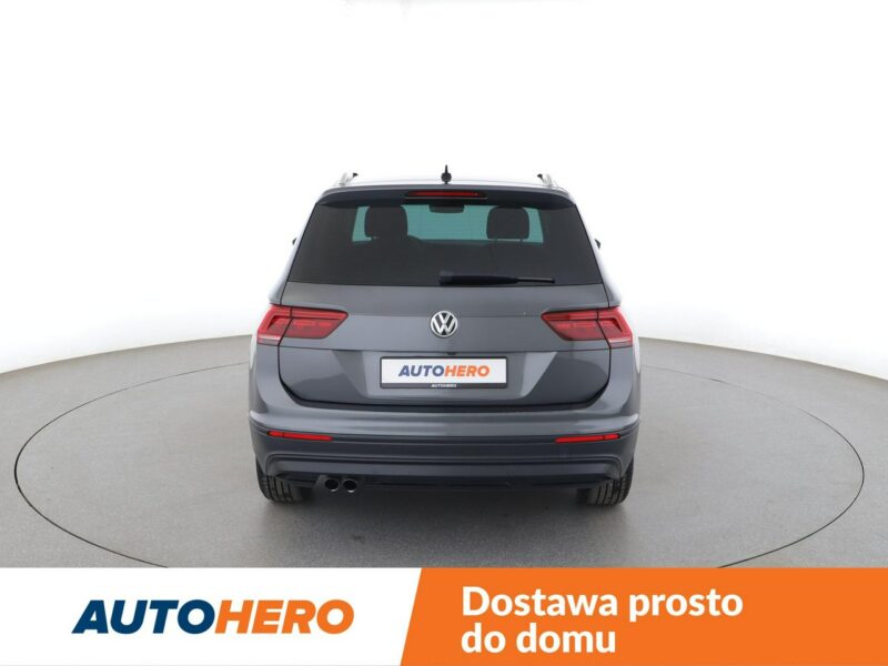 Volkswagen Tiguan GRATIS! Pakiet Serwisowy o wartości 1000 zł! II (2016-2024)
