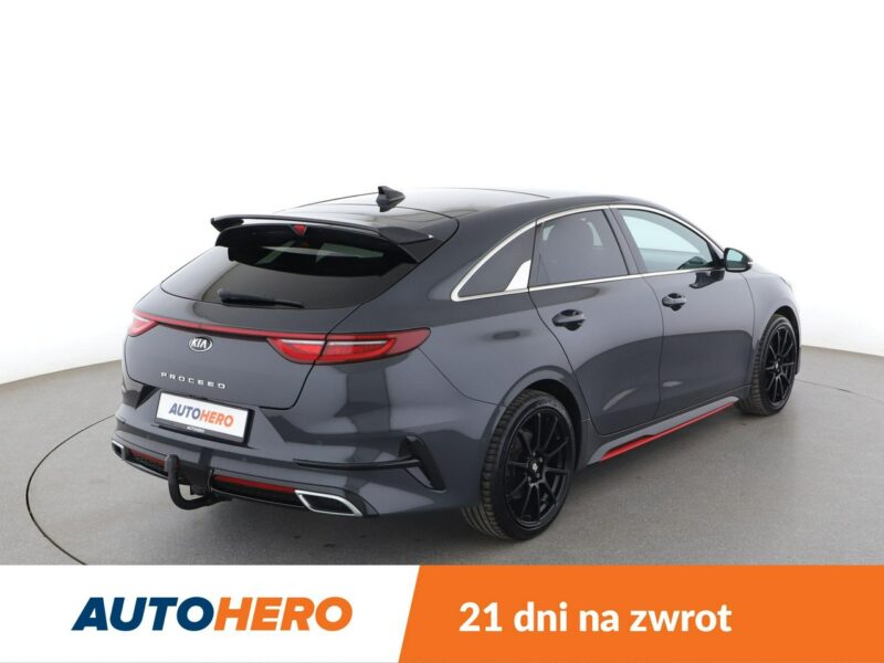 Kia Pro_cee'd GRATIS! Pakiet Serwisowy o wartości 600 zł!