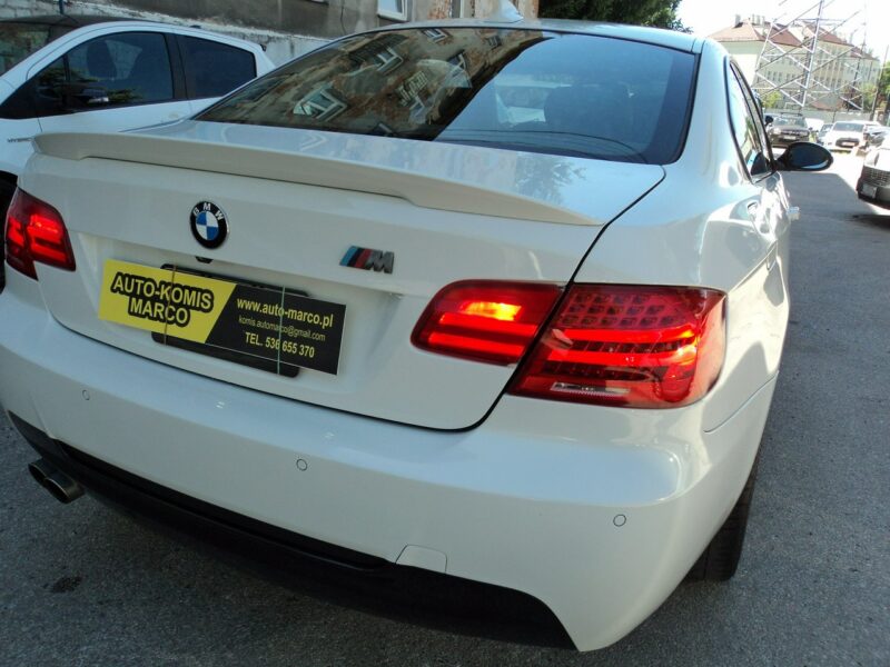 BMW 328 sprzedam ładną BMW 328i V6 230KM opony 19 4x4 XDRIVE F30 (2012-)