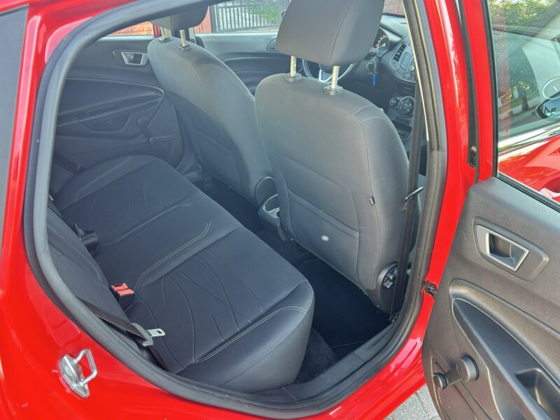 Ford Fiesta Super stan Titanium Mk7 (2008-)