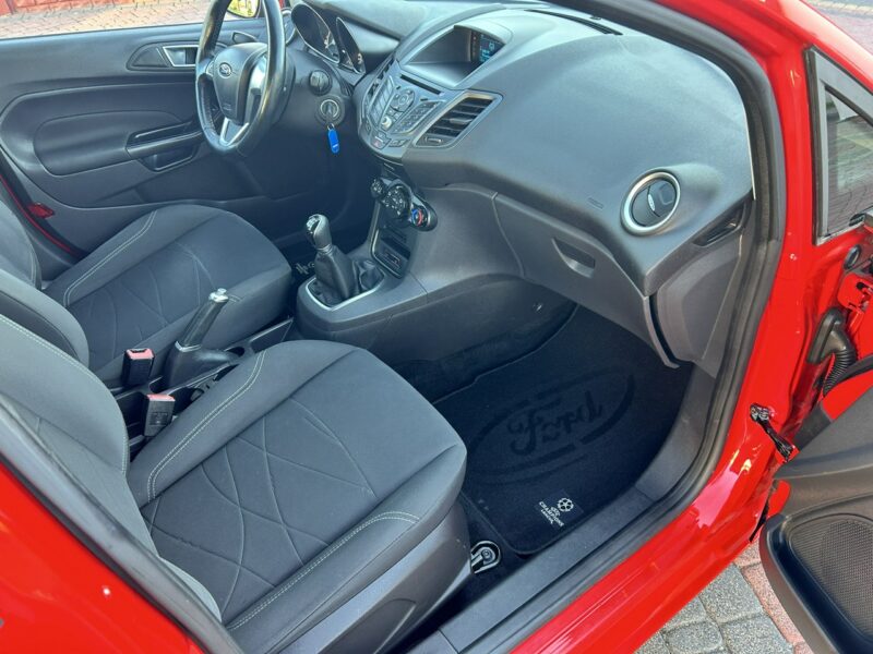 Ford Fiesta Super stan Titanium Mk7 (2008-)