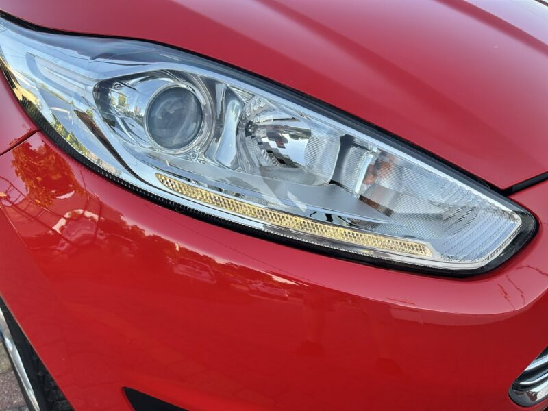 Ford Fiesta Super stan Titanium Mk7 (2008-)