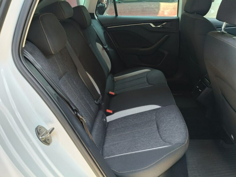 Škoda Scala 1.5 150KM Style,Kamera,Parktronik,GrzaneFotele,HandsFree,Android/Apple