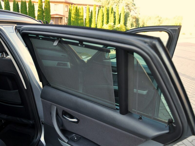 BMW 320 2.0d(143KM)*Lift*Xenon*Navi*Panorama*El.Fotele*Welur*2xPark.*Alu17"ASO E90E91E92E93(2005-2012)