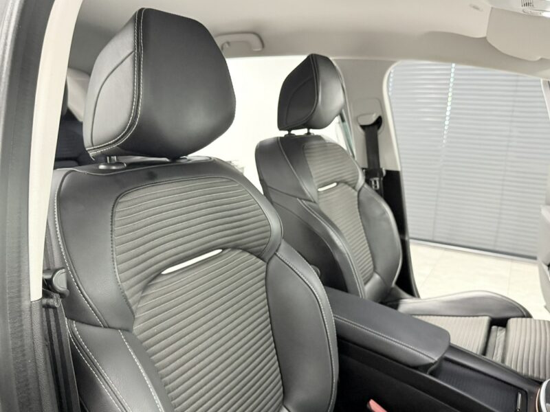 Renault Scenic 1.3 TCe 140km * BOSE Edition * Lift * Head-up * Full LED * R-link2 * IV (2016-)
