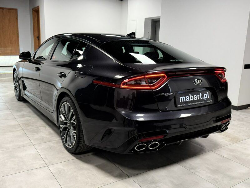 Kia Stinger 2.0tgdi 255km * GT-LINE * Harman/Kardon * Kamera360 * Head-up * Vat23%