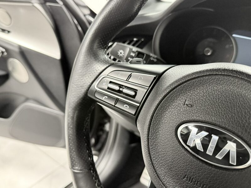 Kia Stinger 2.0tgdi 255km * GT-LINE * Harman/Kardon * Kamera360 * Head-up * Vat23%
