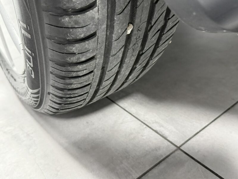 Audi A4 2.0 MPI 130KM ALT*Ambiente * Klimatronic * Tempomat * Relingi * Isofix B7 (2004-2007)