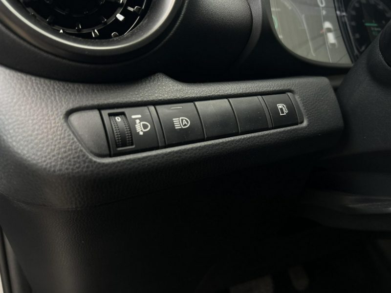 Toyota C-HR 1.8 HSD 140KM STYLE, salon Polska, gwarancja, FV23%