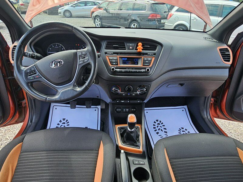 Hyundai i20 -SPRZEDANY- 73tys km! , coupe,mega wyposaż.Śliczny z GWARANCJĄ II (2014-2020)