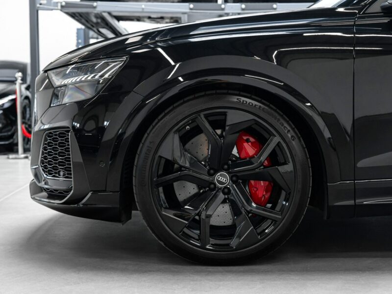 Audi RS Q8 600KM. Specyfikacja na 938 000 zł! Gwarancja 05.2026. FV23%.