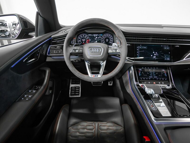Audi RS Q8 600KM. Specyfikacja na 938 000 zł! Gwarancja 05.2026. FV23%.