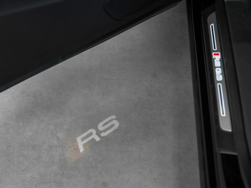 Audi RS Q8 600KM. Specyfikacja na 938 000 zł! Gwarancja 05.2026. FV23%.