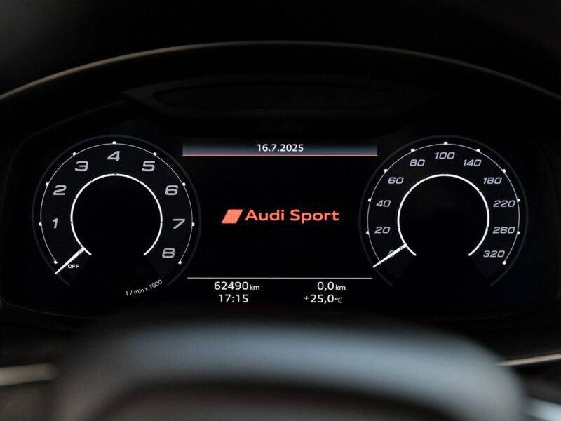 Audi RS Q8 600KM. Specyfikacja na 938 000 zł! Gwarancja 05.2026. FV23%.