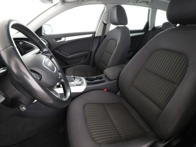 Audi A4 GRATIS! Pakiet Serwisowy o wartości 600 zł! B8 (2007-2015)