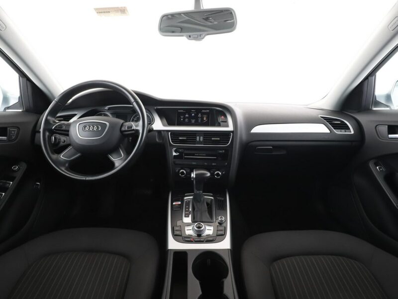 Audi A4 GRATIS! Pakiet Serwisowy o wartości 600 zł! B8 (2007-2015)