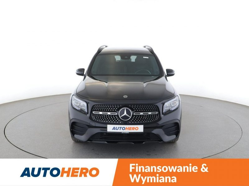 Mercedes GLB FV23% 7 os. full LED skóra/alcantara ambienta pakiet night kamery