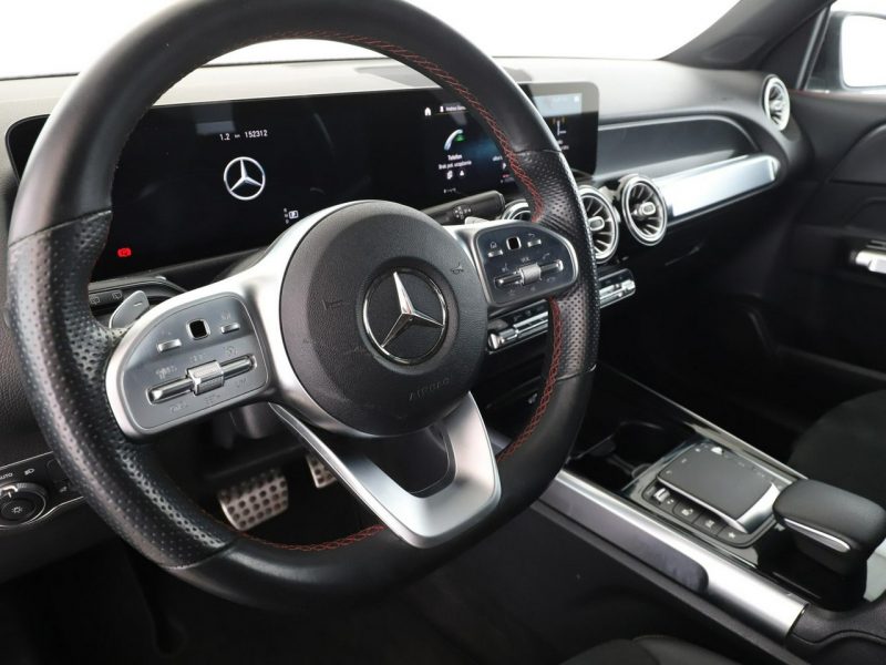 Mercedes GLB FV23% 7 os. full LED skóra/alcantara ambienta pakiet night kamery
