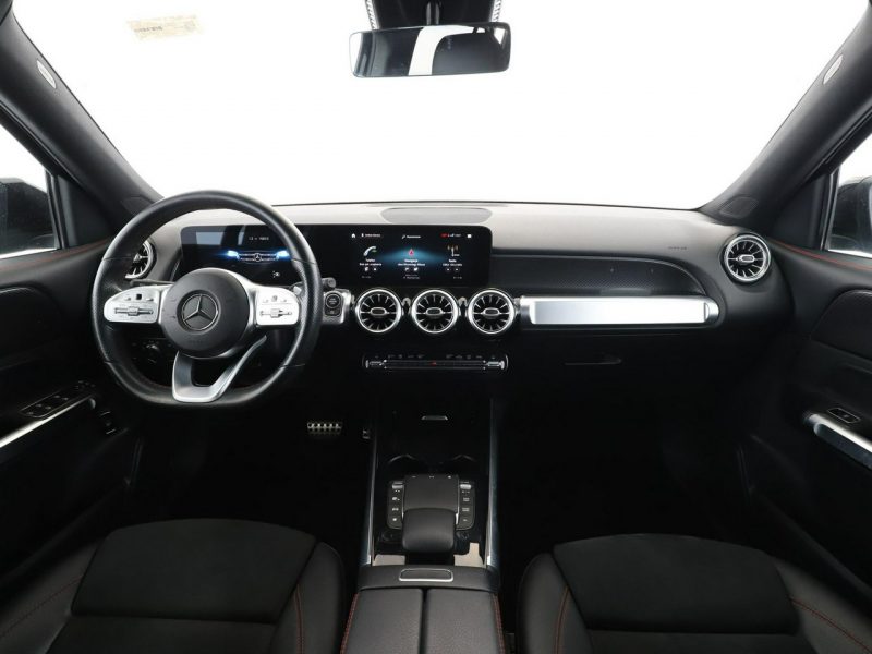 Mercedes GLB FV23% 7 os. full LED skóra/alcantara ambienta pakiet night kamery