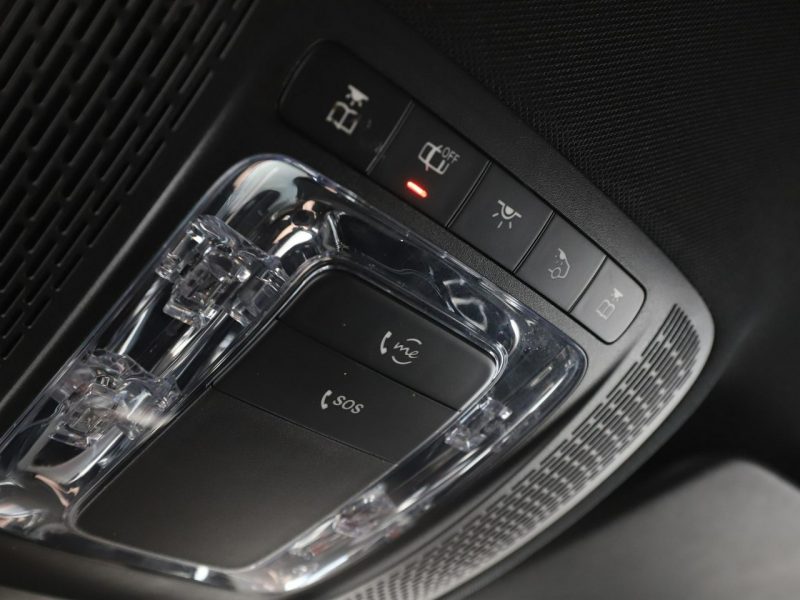 Mercedes GLB FV23% 7 os. full LED skóra/alcantara ambienta pakiet night kamery