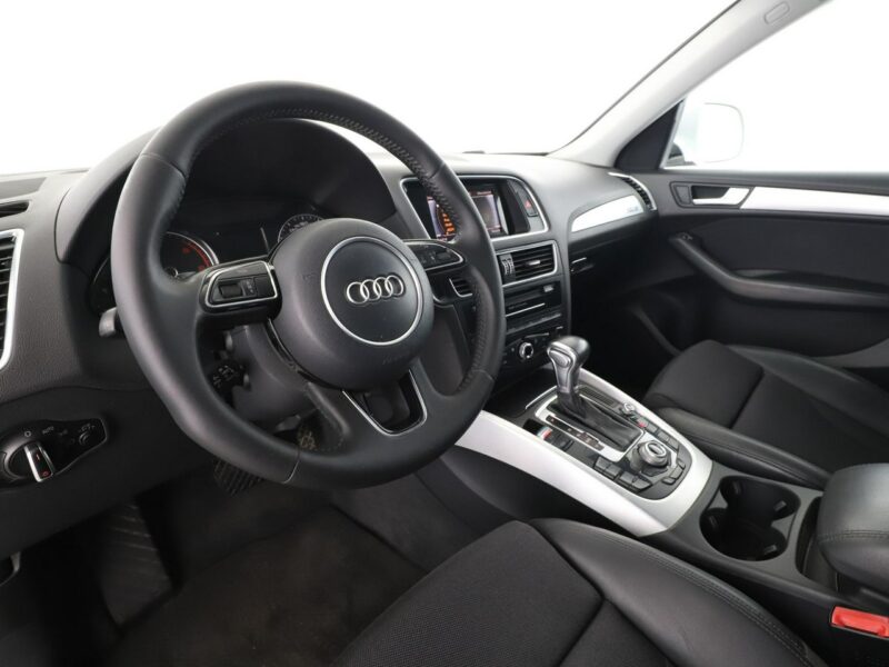Audi Q5 GRATIS! Pakiet Serwisowy o wartości 700 zł! 8R (2008-)