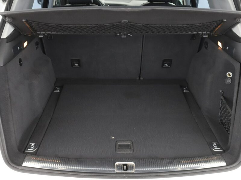 Audi Q5 GRATIS! Pakiet Serwisowy o wartości 700 zł! 8R (2008-)