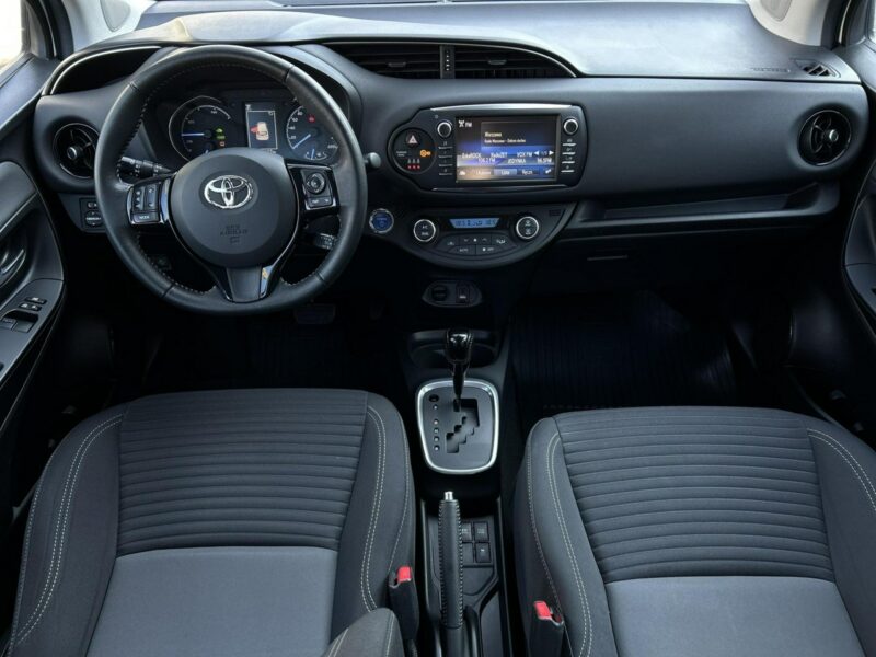 Toyota Yaris 1.5 HSD 100KM PREMIUM CITY STYLE, salon Polska, gwarancja, III (2011-2019)