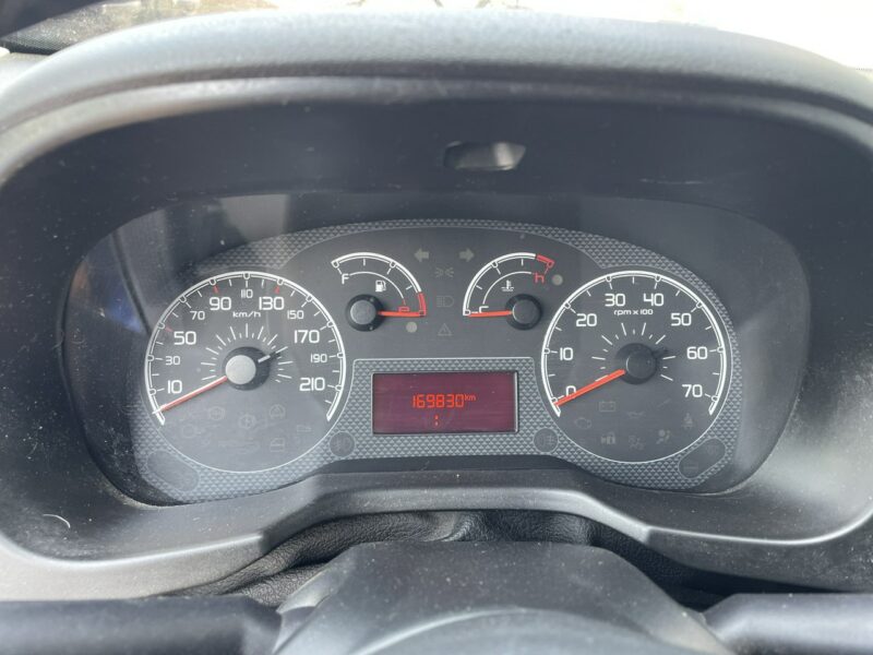 Fiat Qubo Fiat Qubo 1.3-95KM Klima 2013