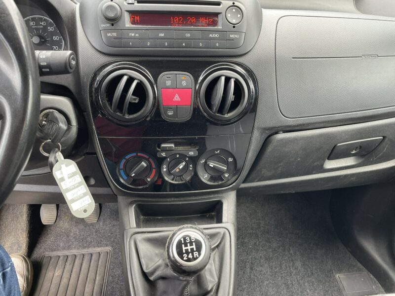 Fiat Qubo Fiat Qubo 1.3-95KM Klima 2013