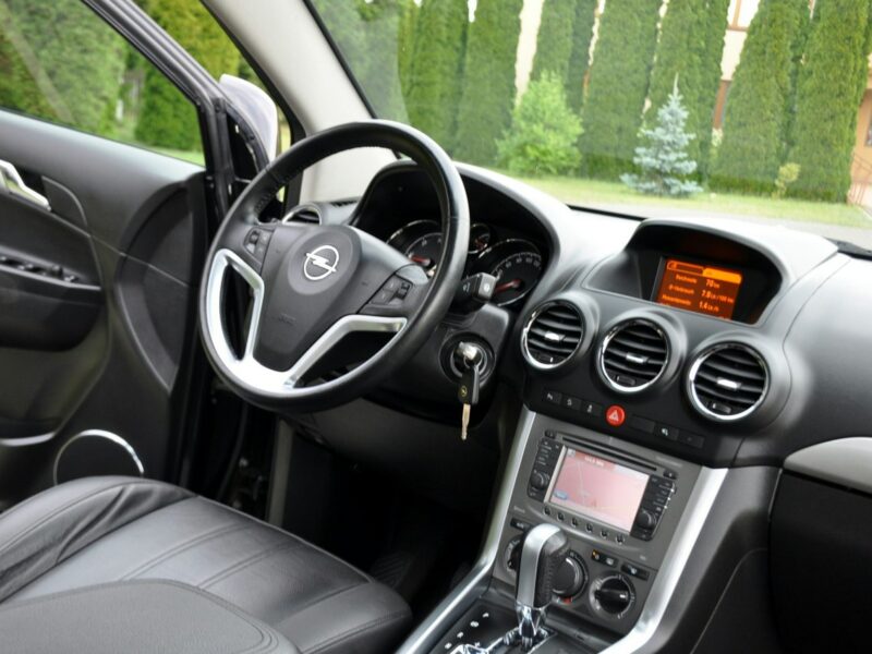 Opel Antara 2.2d(184KM)*Xenon*4x4*Navi*Skóry*Reling*I Wł*2xParkt.*Szyber*Alu19"ASO