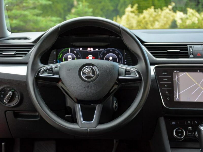Škoda Superb Virtual Cockpit Radar ACC Full Led Navi Columbus Kamera el. Klapa Aso III (2015-2023)