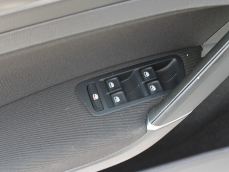 Volkswagen Golf Comfortline A Gwarancja Auto-Hold VII (2012-)