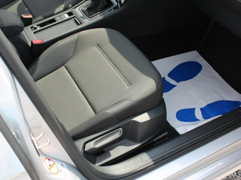 Volkswagen Golf Comfortline A Gwarancja Auto-Hold VII (2012-)