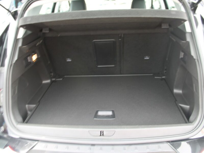 Opel Grandland X 1.6 Turbo Elegance Bussines Pack Automat