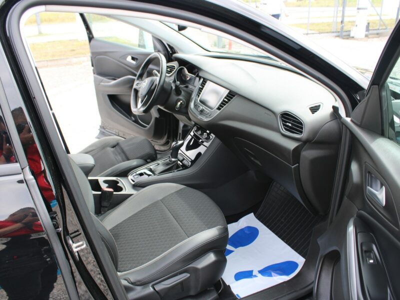 Opel Grandland X 1.6 Turbo Elegance Bussines Pack Automat