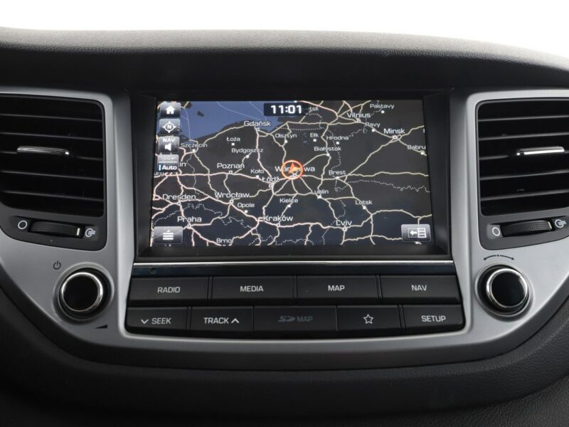 Hyundai Tucson Automat navi klima auto kamera i czujniki parkowania grzane fotele III (2015-2020)