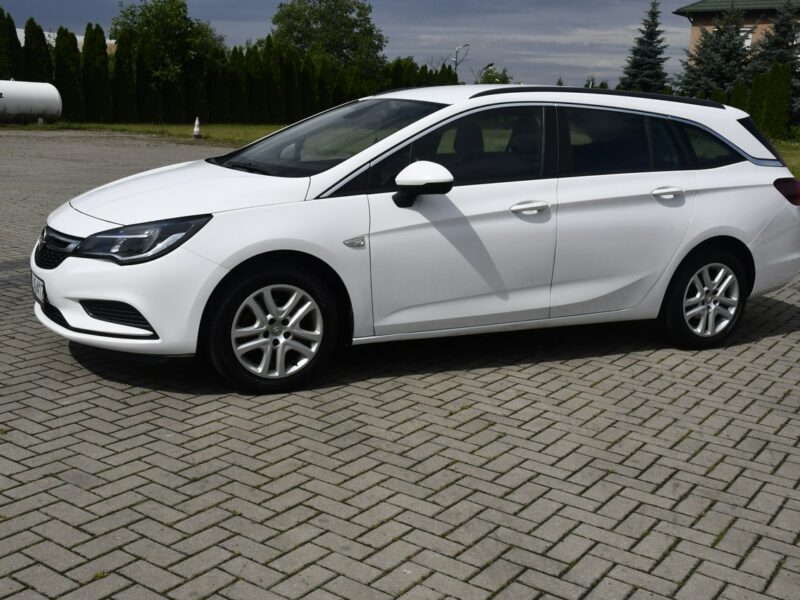 Opel Astra 1.4Turbo Benz. Navigacja.Klimatr 2 str.Parktr.Temp.Ledy.LIFT .OKAZJA K (2015-2021)
