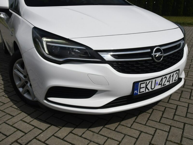 Opel Astra 1.4Turbo Benz. Navigacja.Klimatr 2 str.Parktr.Temp.Ledy.LIFT .OKAZJA K (2015-2021)