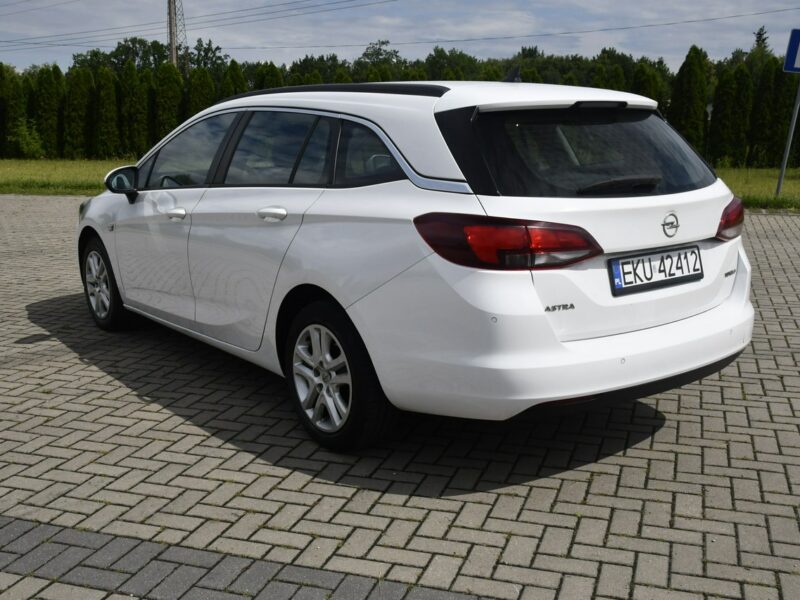 Opel Astra 1.4Turbo Benz. Navigacja.Klimatr 2 str.Parktr.Temp.Ledy.LIFT .OKAZJA K (2015-2021)