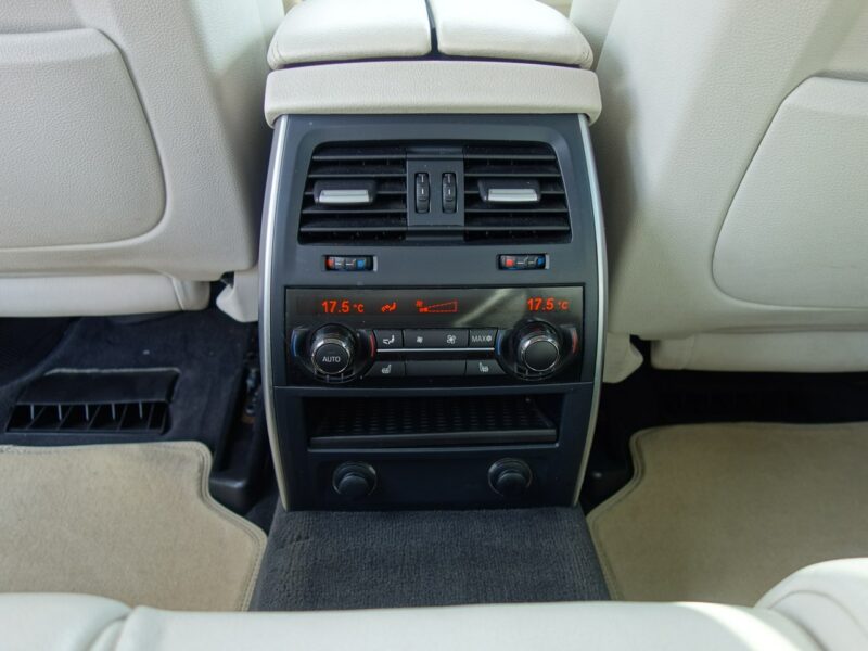 BMW 530 BMW 530 xDrive GT F10 (2009-2017)