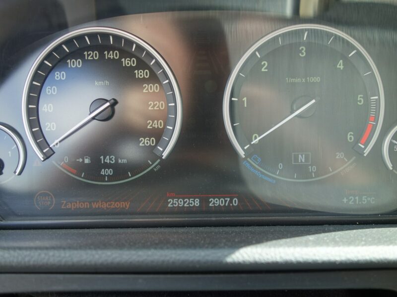 BMW 530 BMW 530 xDrive GT F10 (2009-2017)